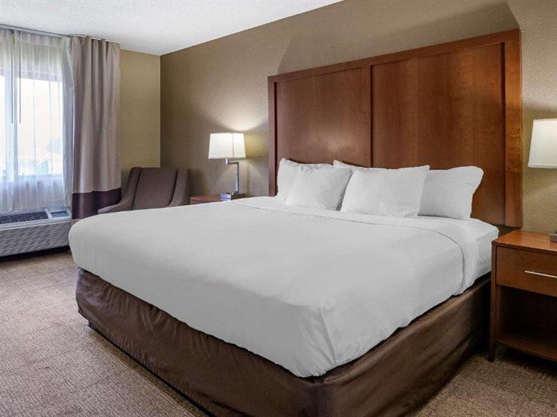 Comfort Inn Moline - Quad Cities Buitenkant foto