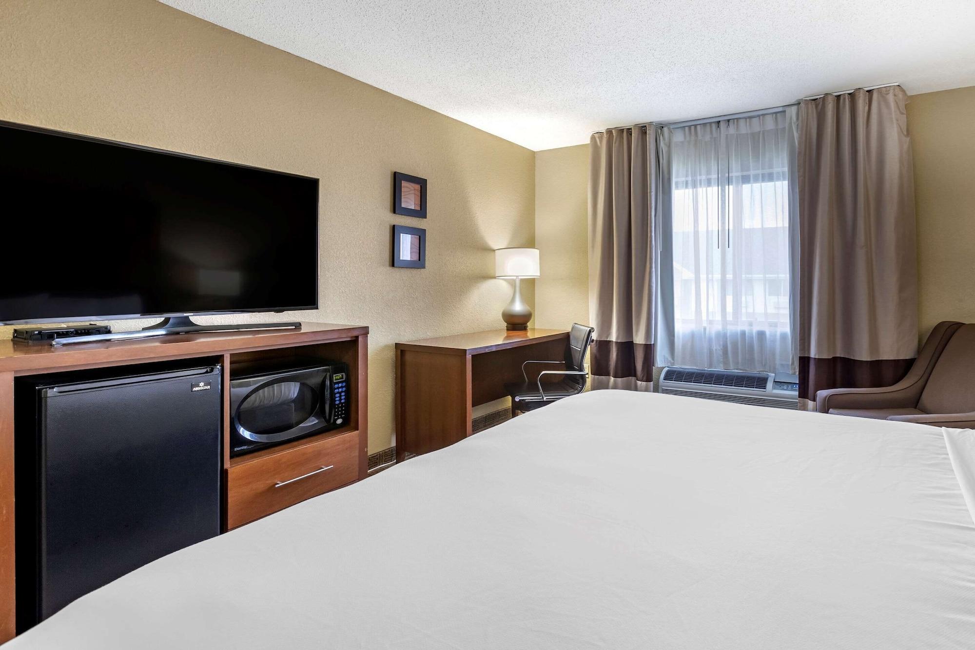 Comfort Inn Moline - Quad Cities Buitenkant foto