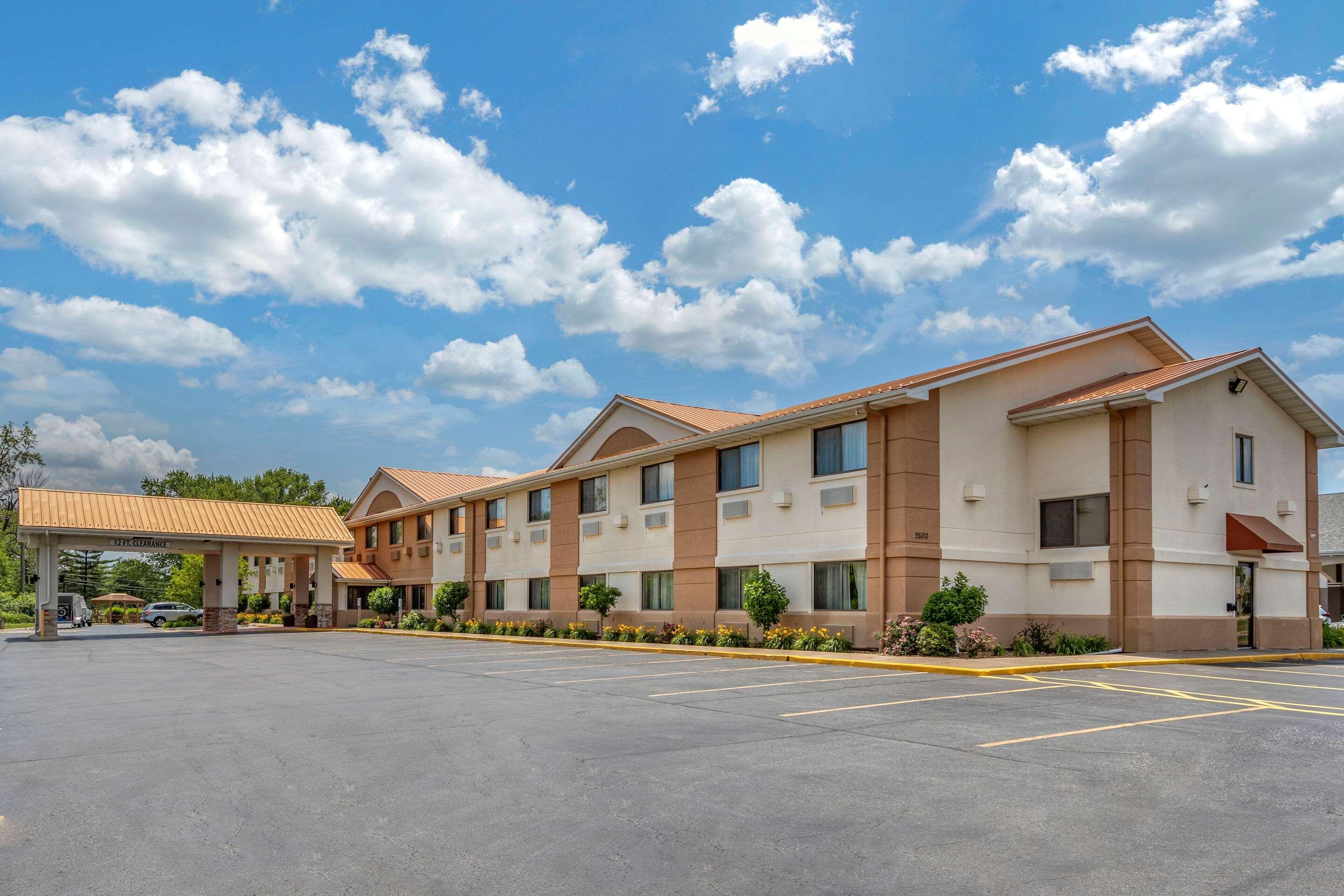 Comfort Inn Moline - Quad Cities Buitenkant foto